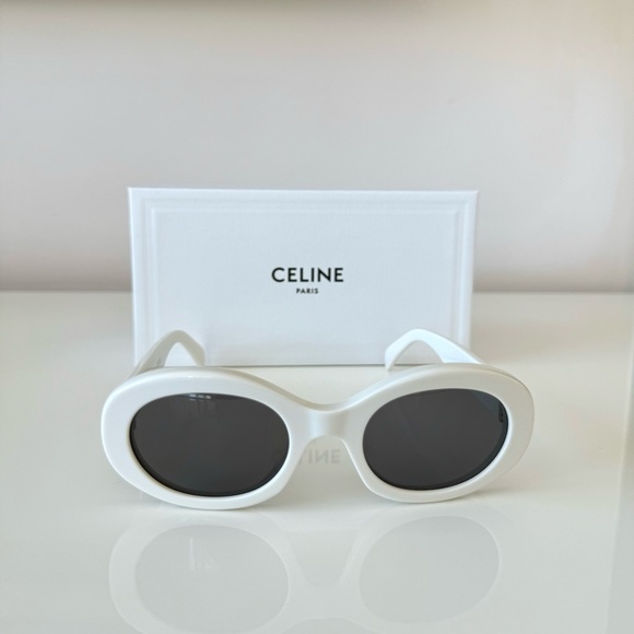 NEW!!! Celine Triomphe White Sunglasses CL40194U 25A Authentic Retail 580$ - Picture 2 of 8